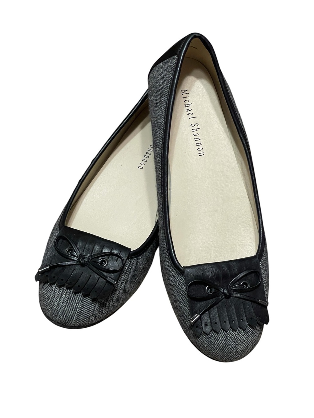 Michael Shannon Kilted Buffalo Womens Herringbone Fabric Flats Size 9 Business